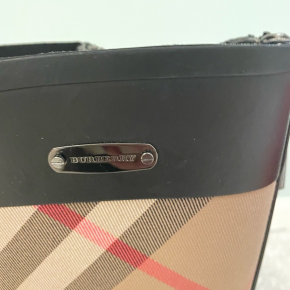 Burberry Rain Boots 7 1/2 - Picture 3 of 9